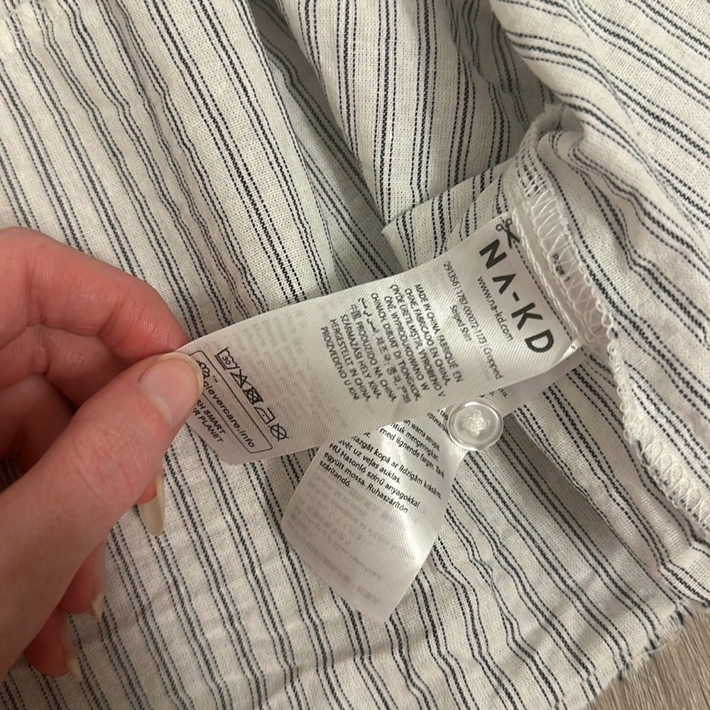 Cropped Button Up - image 6